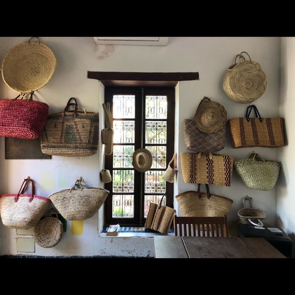 Meet your Posher, Celia - Picture 3 of 4